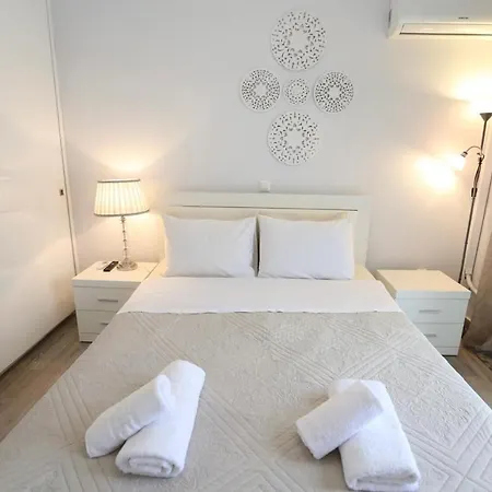 Acropolis By The Sea *