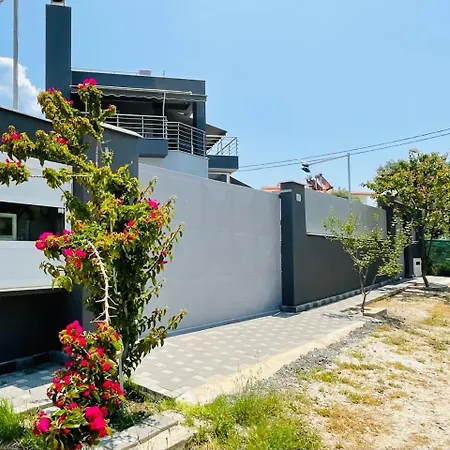Acropolis By The Sea ヴィラ *