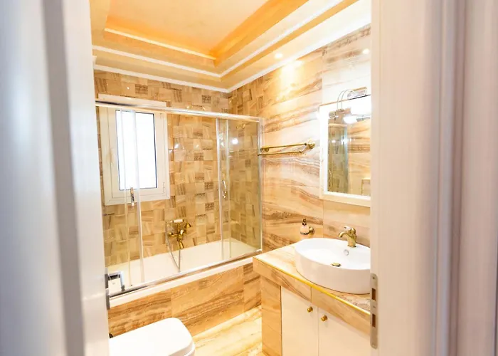 Acropolis By The Sea * Лоутраки