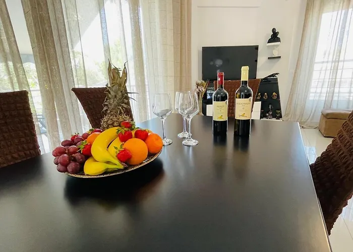 Acropolis By The Sea 别墅 *