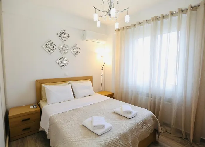 Acropolis By The Sea 路特奇