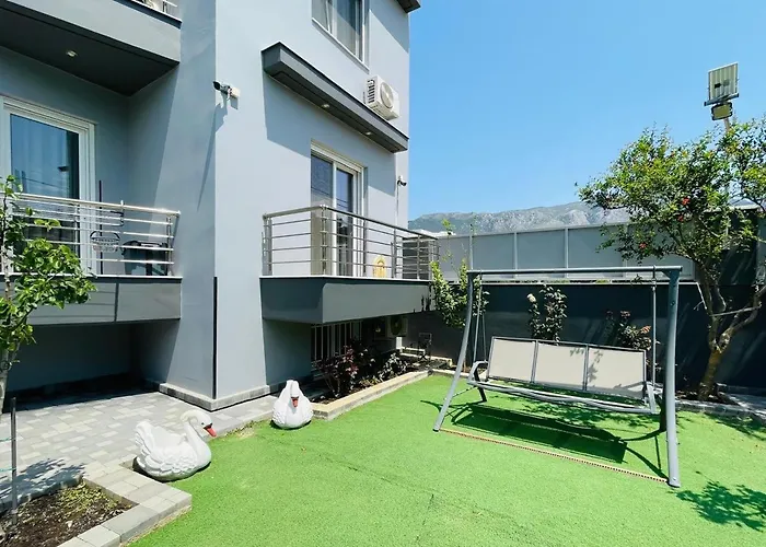 Acropolis By The Sea * 路特奇