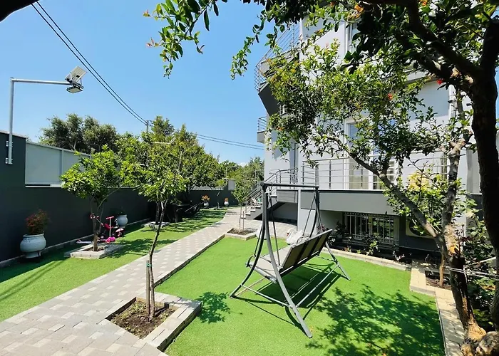 Acropolis By The Sea * 路特奇